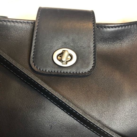 Coach 9818 Penelope black soft leather cross body bag - Picture 2 of 12